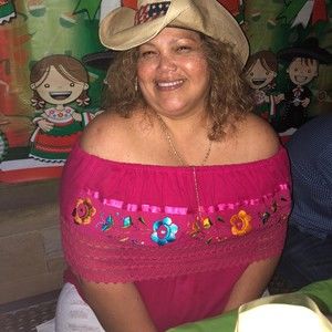 Meet your Posher, Ana maria